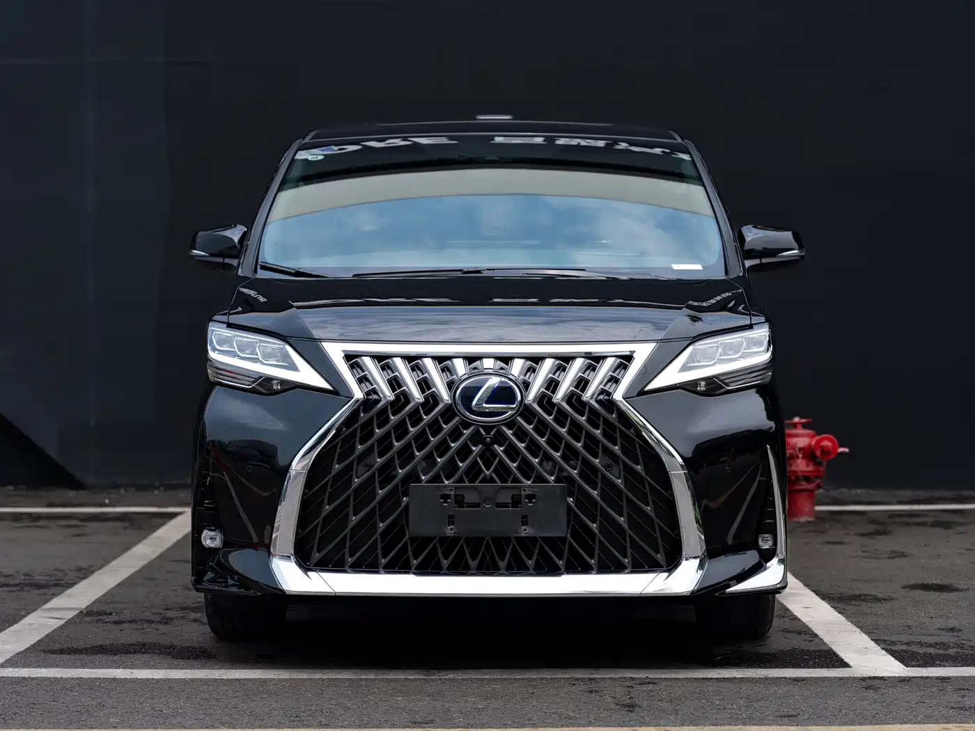 Lexus LM 2020 300h Seven-Seater Elegance Edition