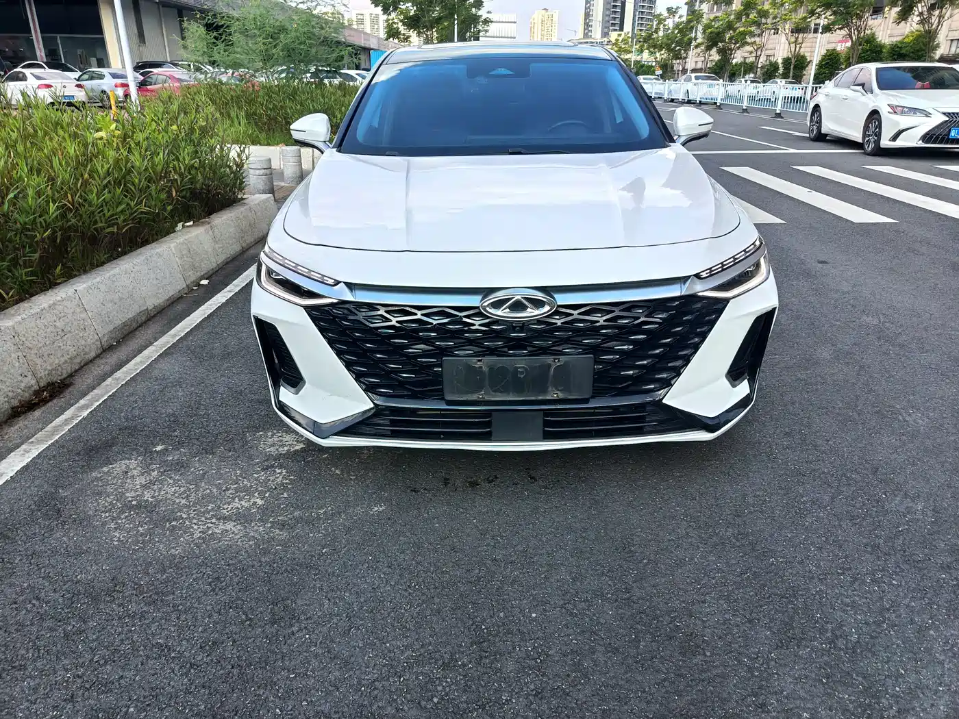 Chery Arrizo 8 2022 2022 1.6T DCT Yi