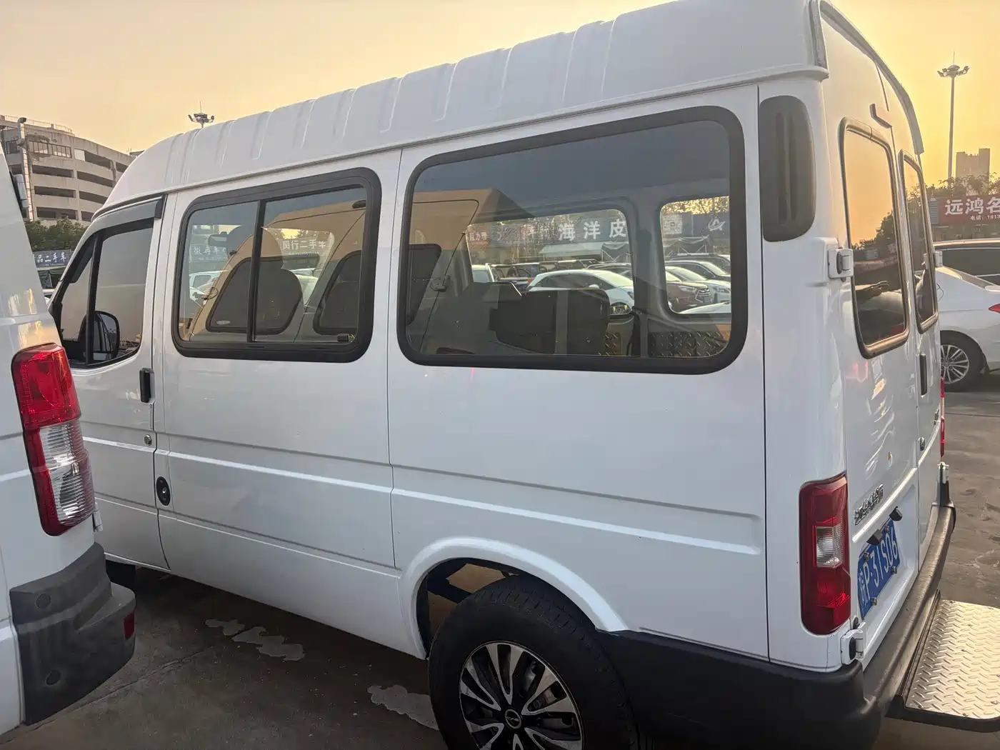 Jiangling Tesun 2021 2019 2.8T Commercial Short Wheelbase Medium Roof 6-Seater China VI JX493