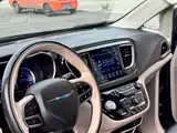 Фото 6 - Chrysler Pacifica PHEV