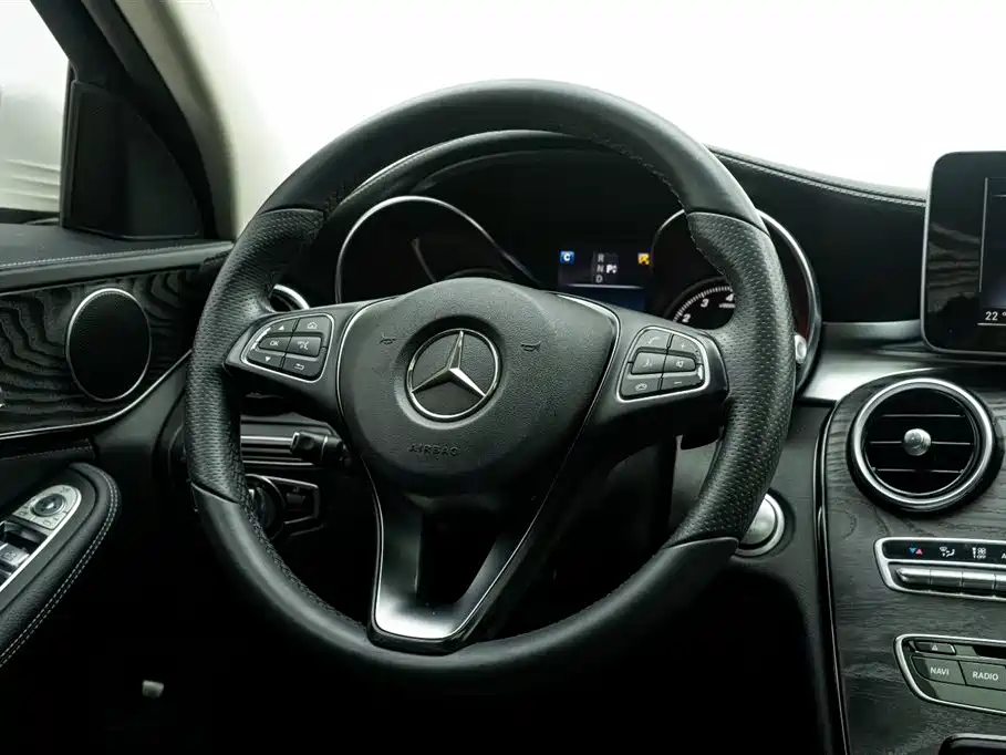 Mercedes-Benz C-Class 2016 C 180 L Sport фото 21
