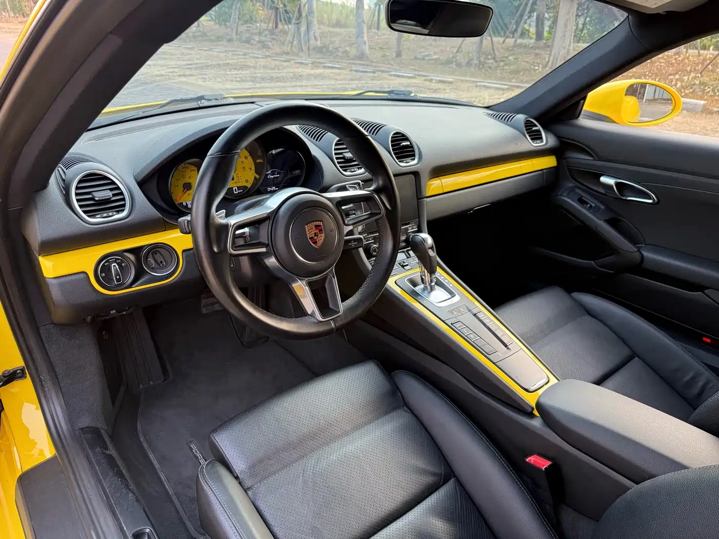 Porsche 718 2018 Cayman 2.0T фото 5
