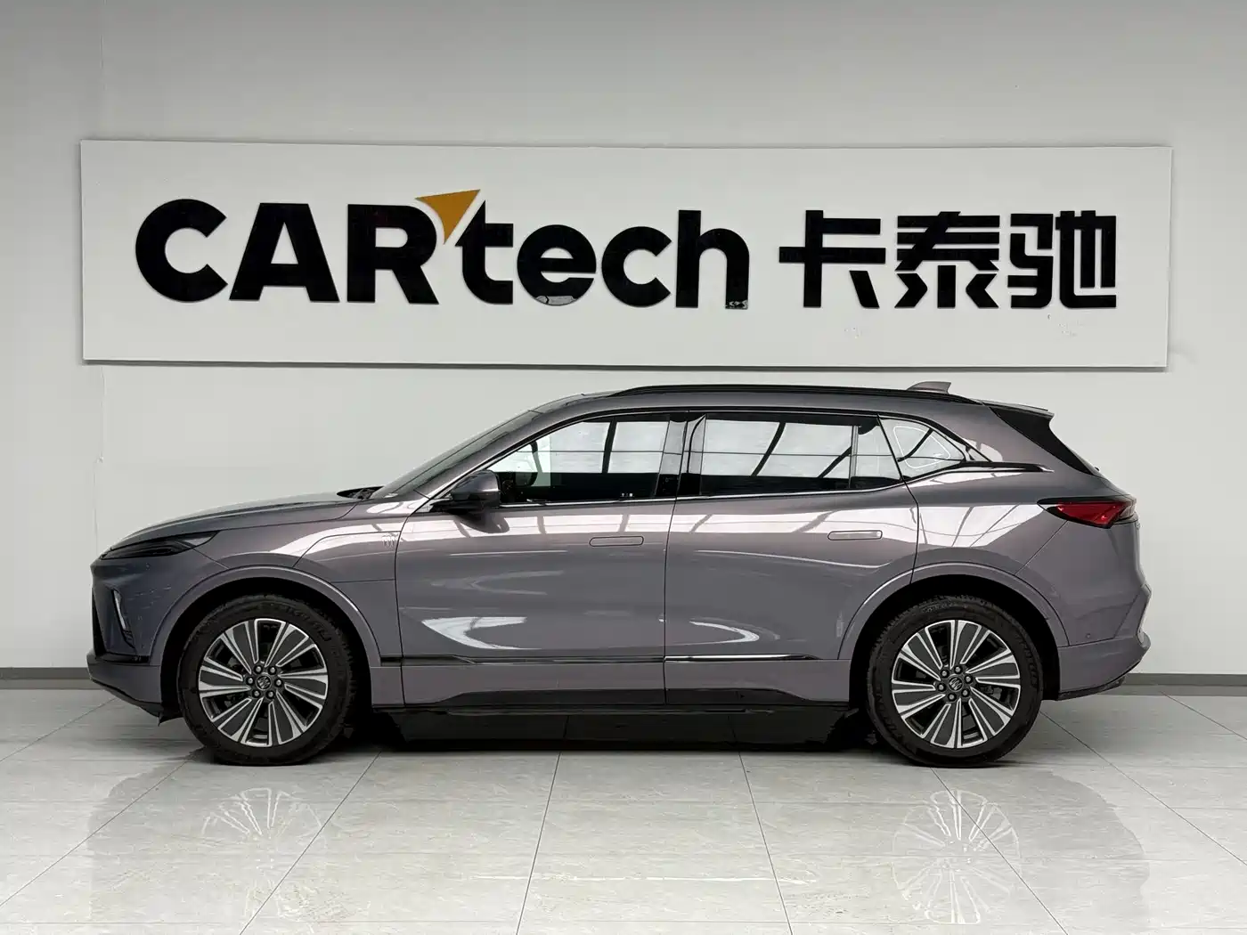 Buick E5 2023 Premium Standard Range Edition фото 2