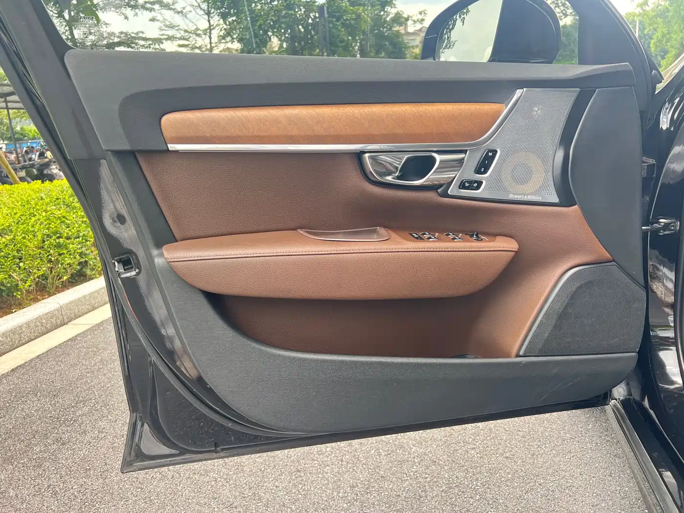 Фото 33 - Volvo S90