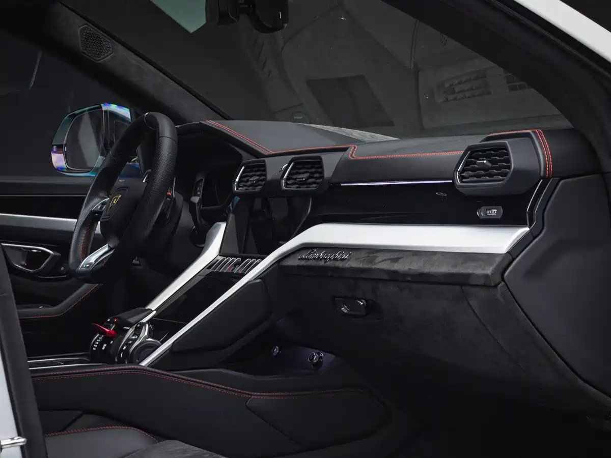 Lamborghini Urus 2019 2018 4.0T V8