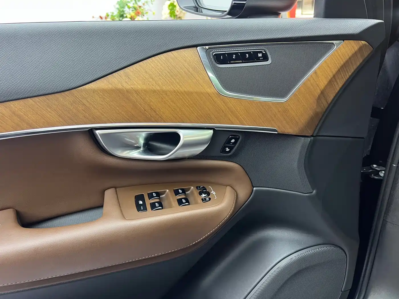 Volvo XC90 2024 2024 B6 Elegance Luxury 7-Seater