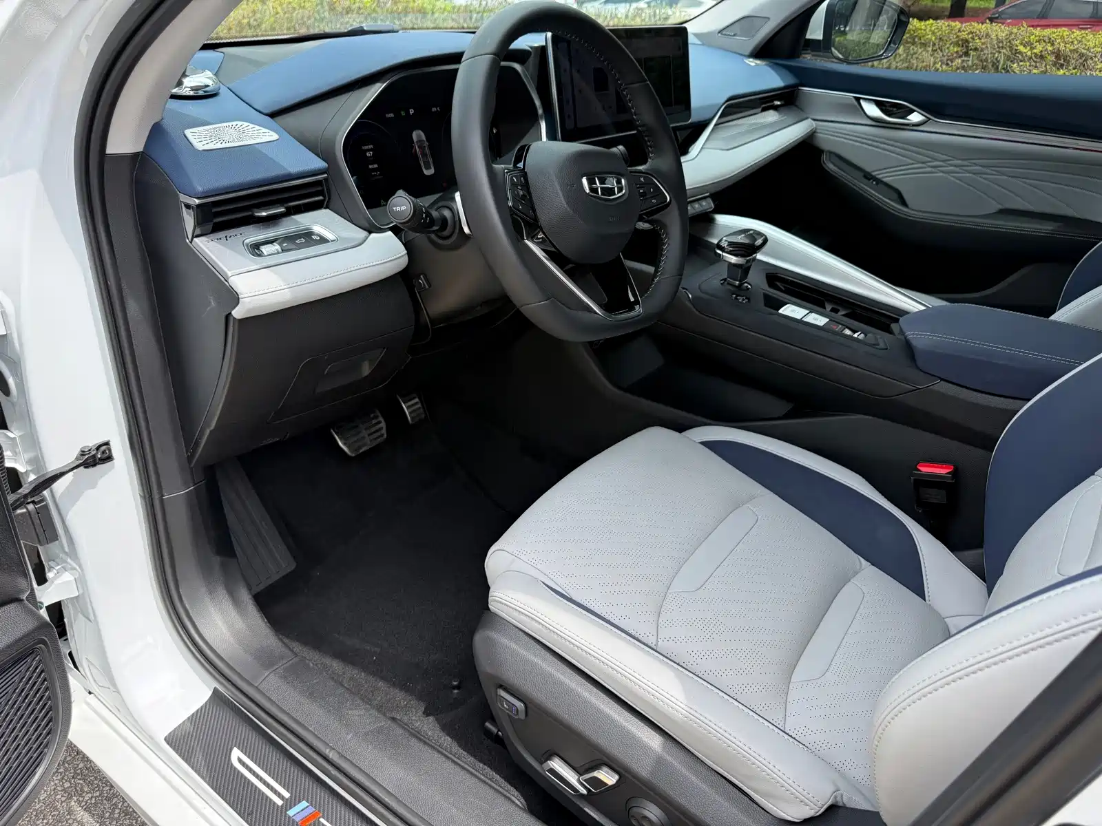Фото 9 - Geely Preface
