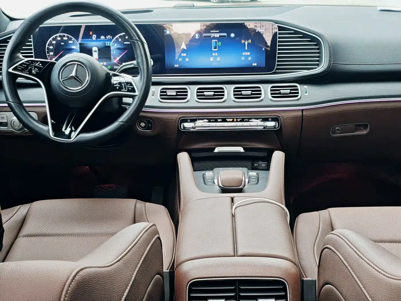 Mercedes-Benz GLE 2024 GLE 450 4MATIC Luxury фото 24