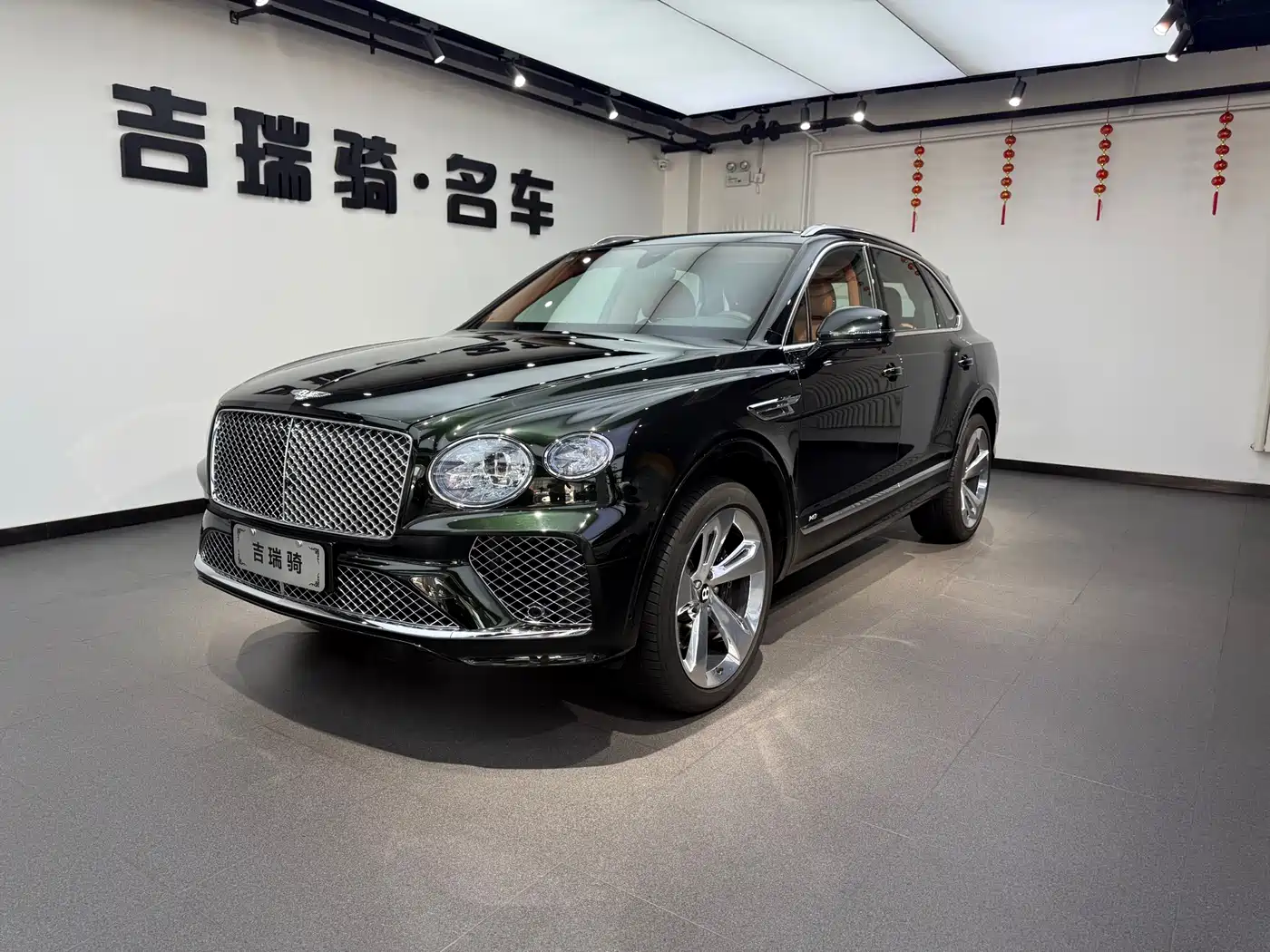 Bentley Bentayga 2021 — пригон из Китая