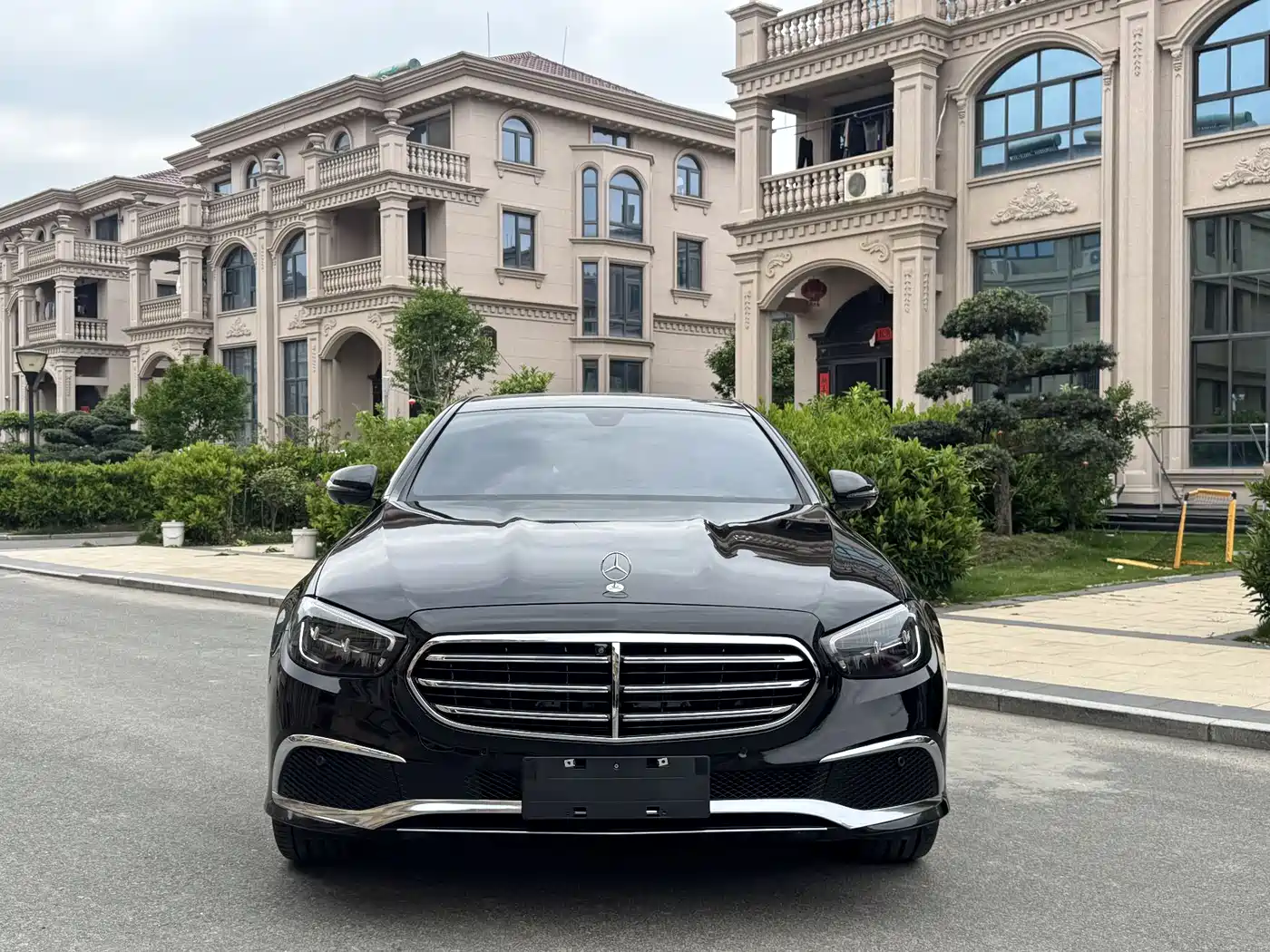 Mercedes-Benz E-Class 2021 E 300 L Fashion фото 2