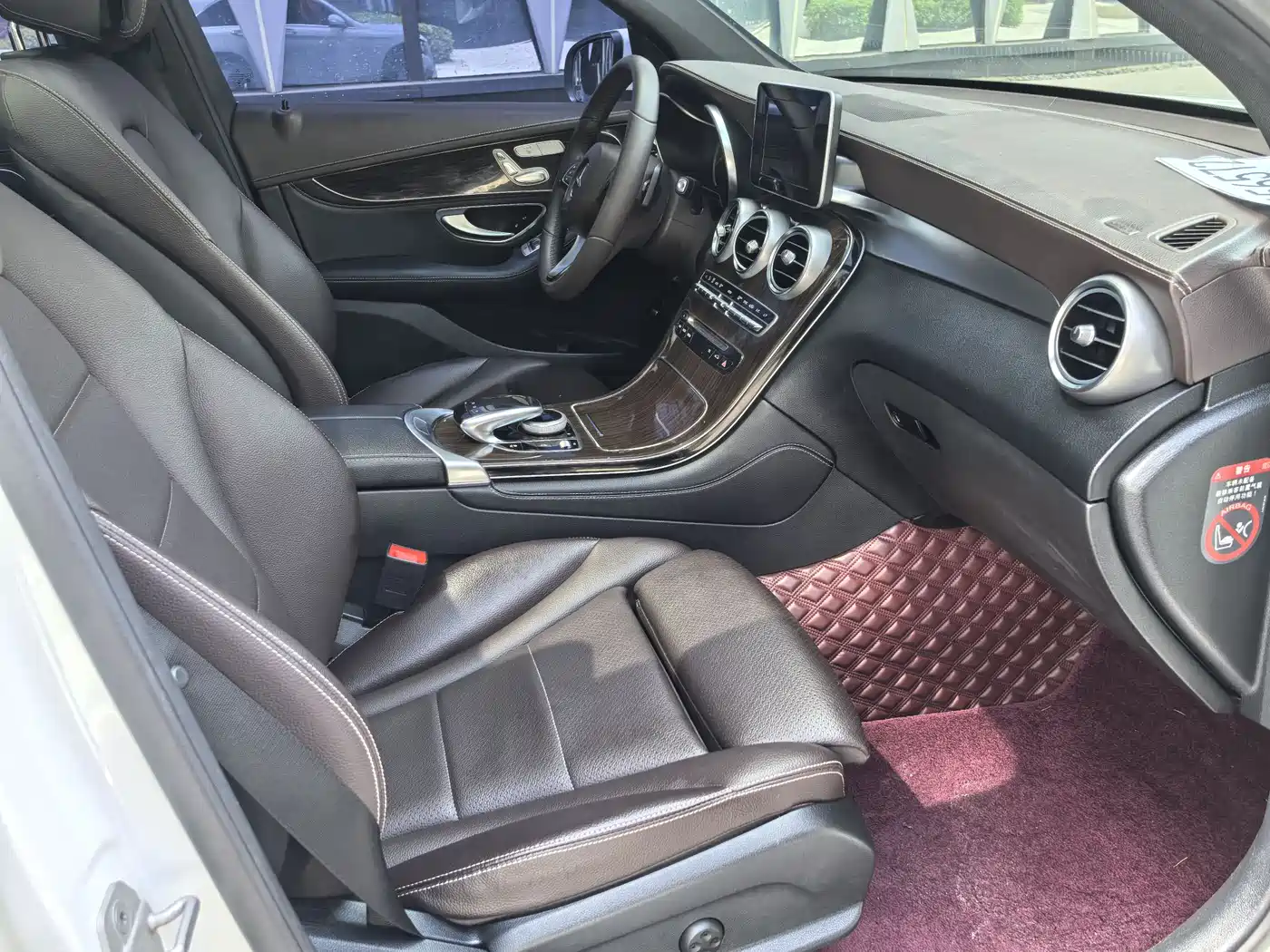 Mercedes-Benz GLC 2016 GLC 260 4MATIC Luxury фото 10