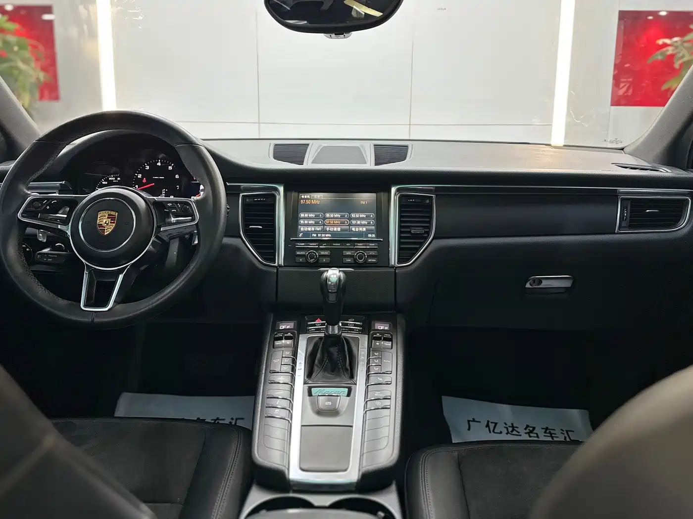 Porsche Macan 2014 Macan 2.0T фото 8