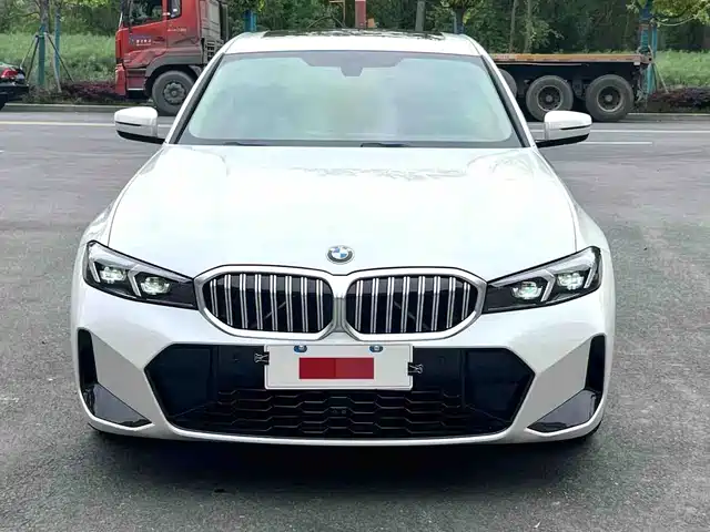 BMW 3 Series 2023 320Li M Sport Package — фото 2