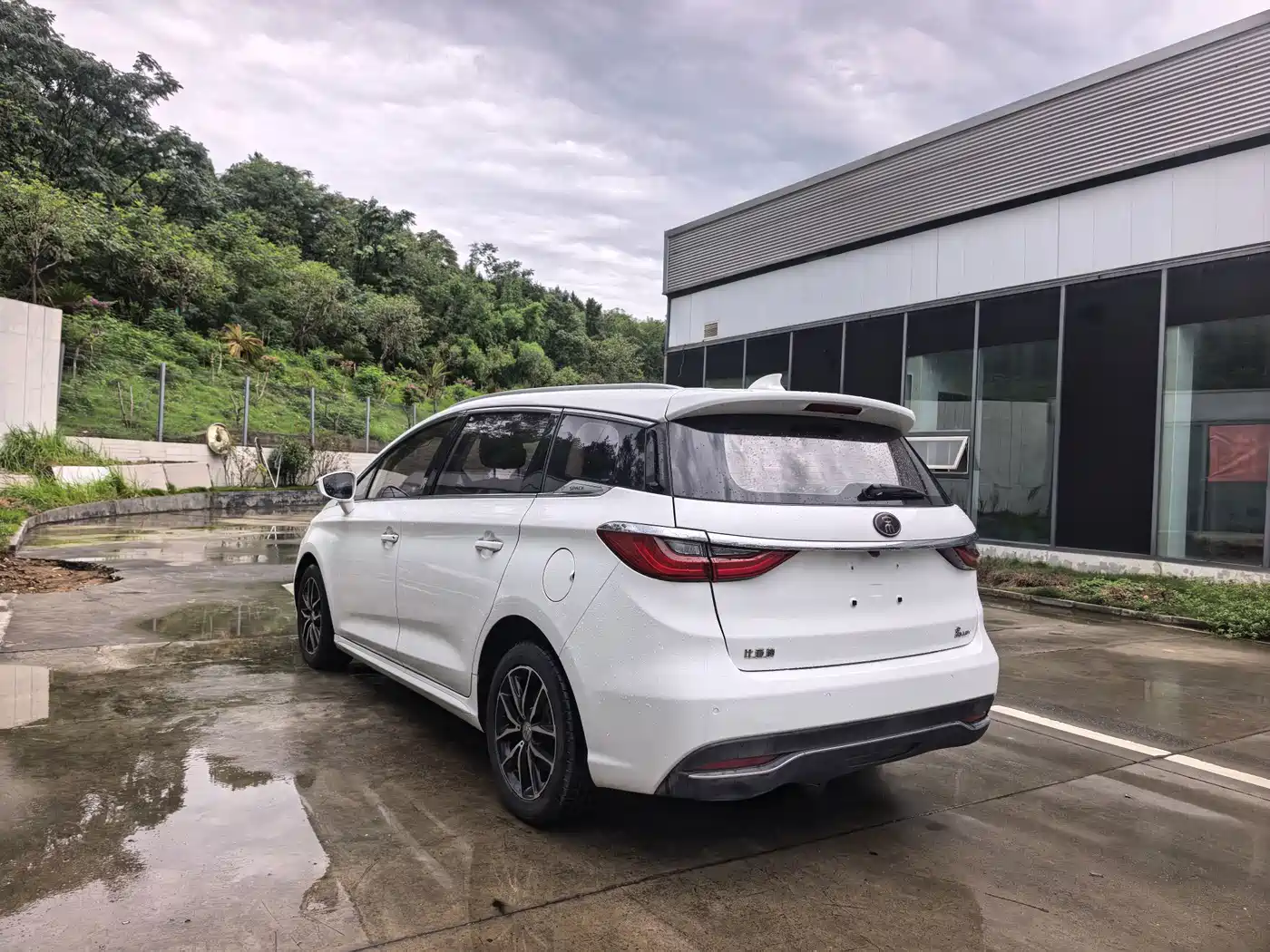 BYD Song MAX 2017 2017 1.5T Auto Smart Elite 7-Seater