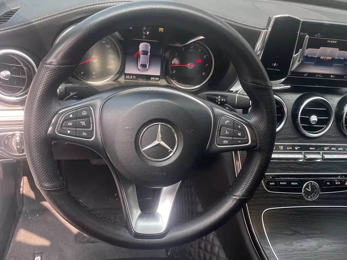 Mercedes-Benz C-Class 2018 C 200 L Sport Edition фото 5