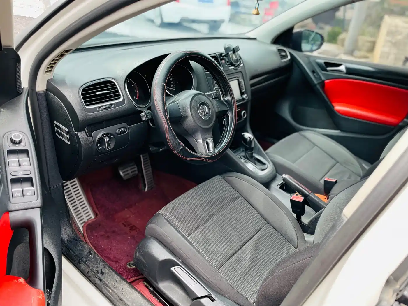 Volkswagen Golf 2012 1.4TSI Automatic Comfort фото 7