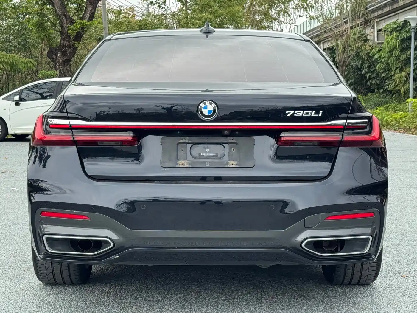 BMW 7 Series 2021 Model 730Li M Sport Package фото 5