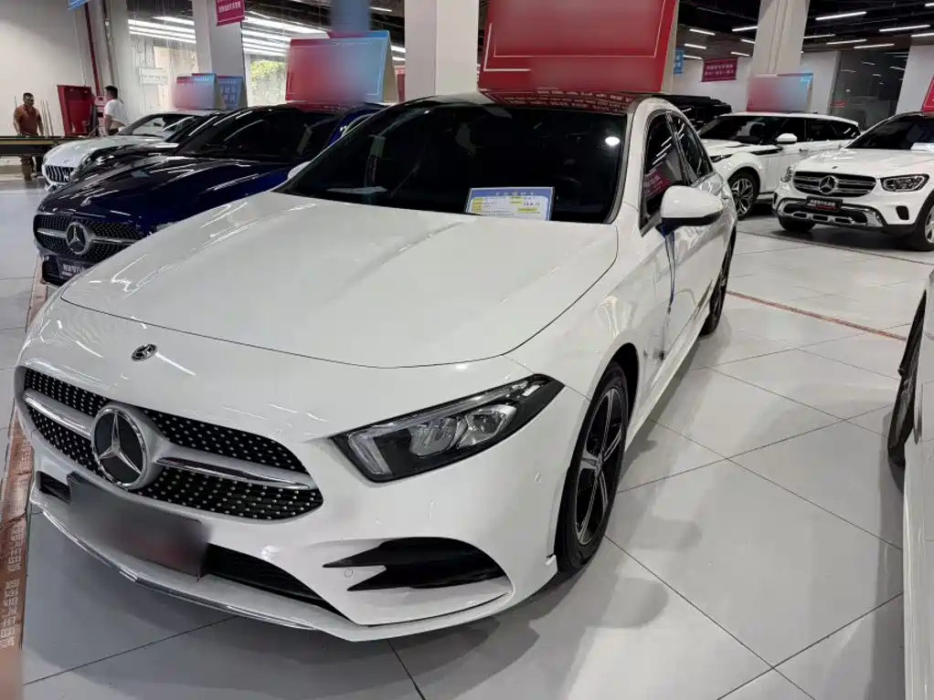 Mercedes-Benz Mercedes-Benz A-Class 2022 Facelift A 200 L Sport Sedan Dynamic