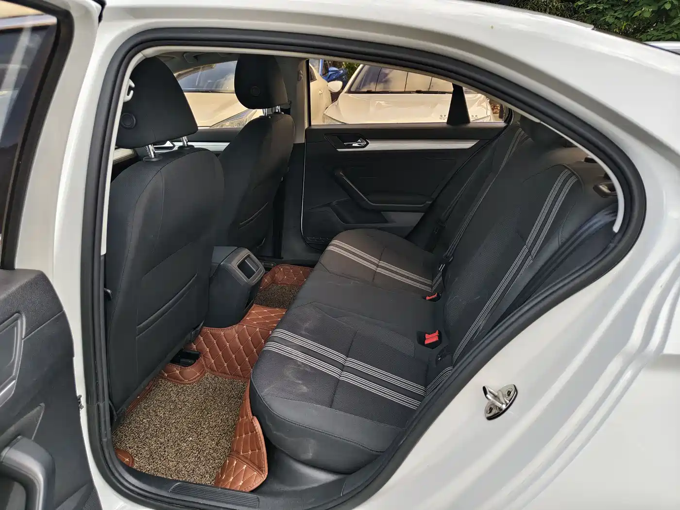 Volkswagen Lamando 2018 230TSI DSG Trend Edition фото 9