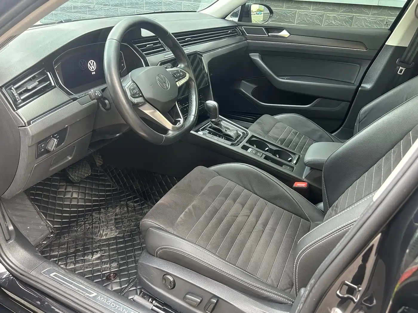 Volkswagen Magotan 2020 380TSI DSG Luxury фото 7