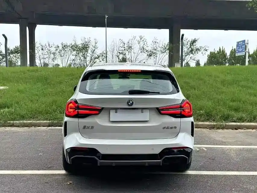 BMW iX3 2024 2022 Facelift Leading Model