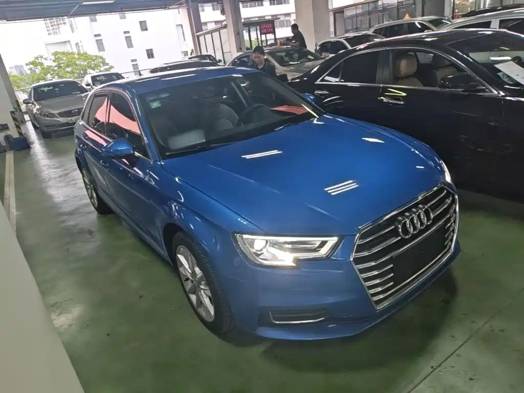 Photo 4 - Audi A3