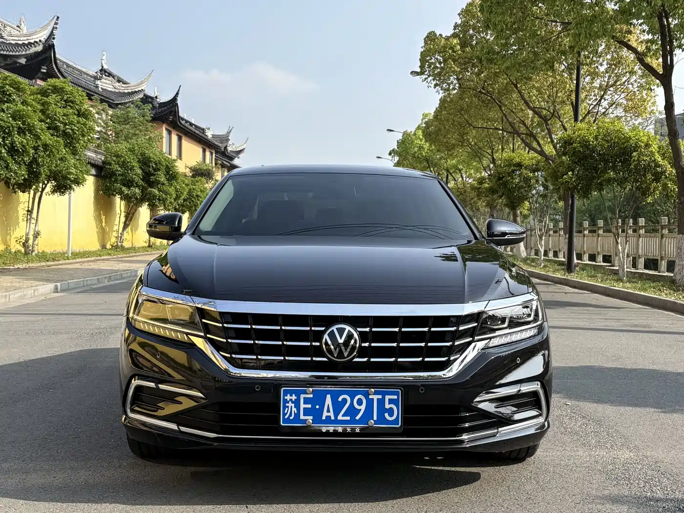 Volkswagen Passat 2021 Model 330TSI Luxury Edition фото 2