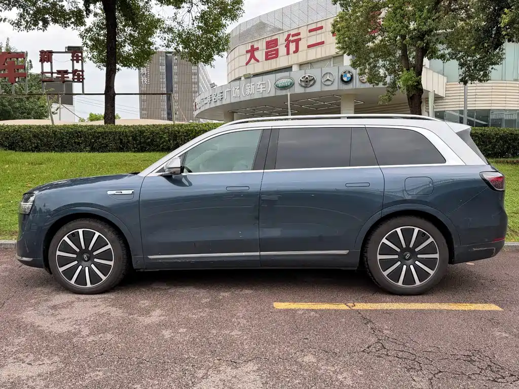 Aito M9 2024 2024 Range Extender Max Edition 42kWh 6-seater