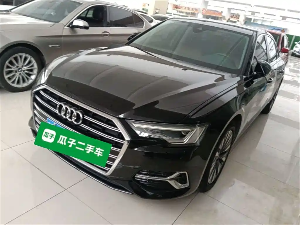 Audi A6L 2023 45 TFSI Premium Selection Elegance фото 2