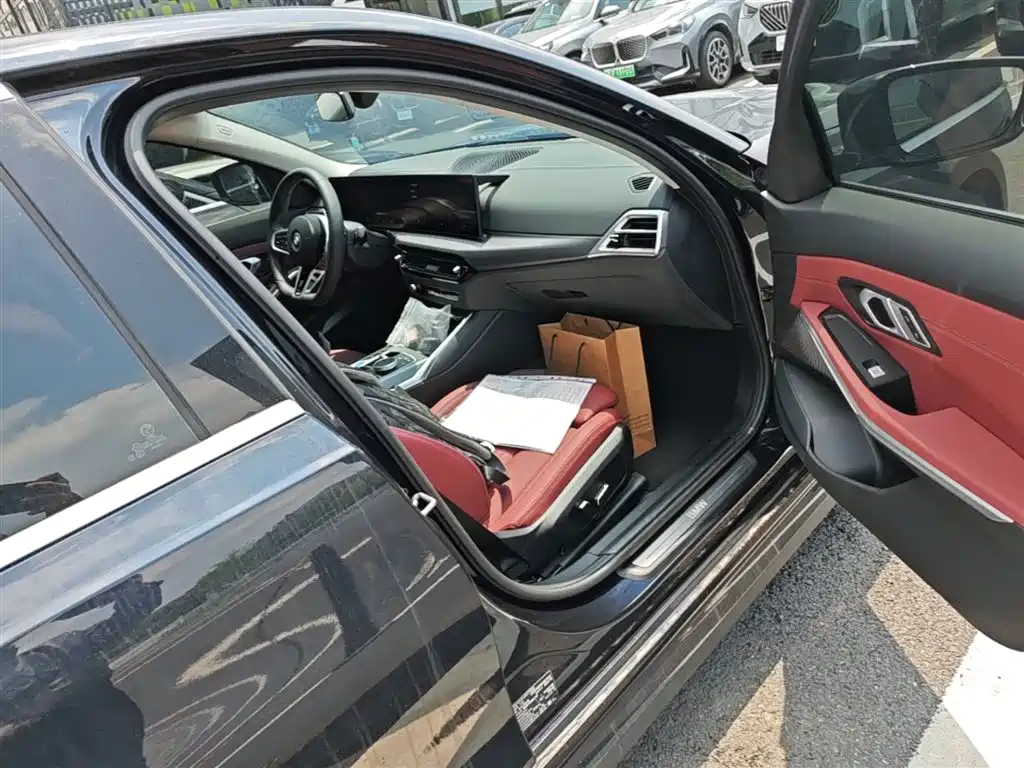 BMW i3 2025 eDrive 35 L фото 11