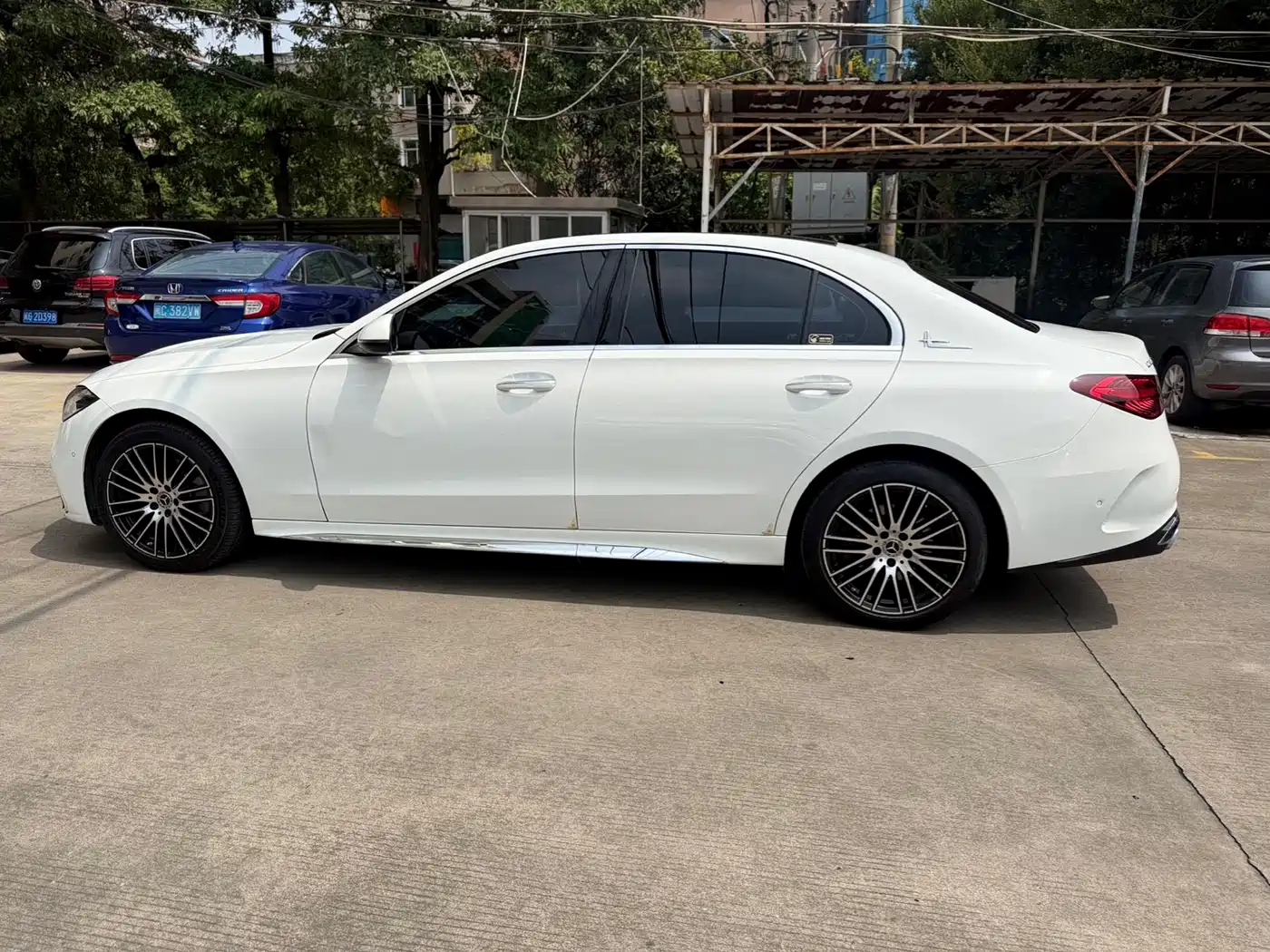 Mercedes-Benz C-Class 2023 C 260 L Sport фото 4