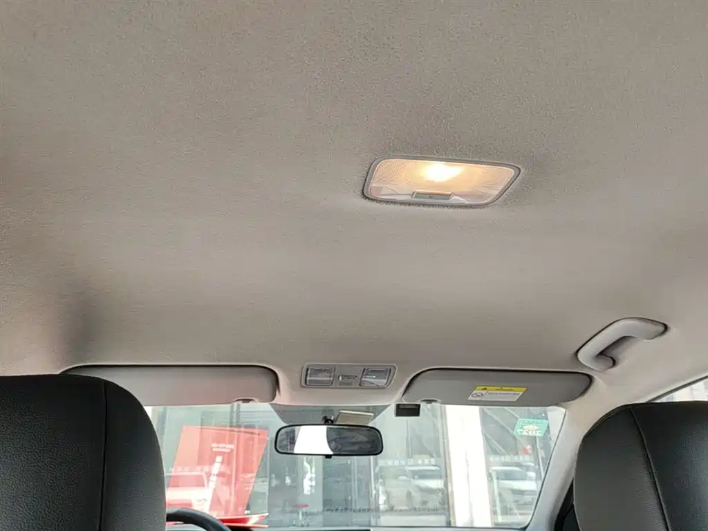 Hyundai Elantra 2018 1.6L Automatic Pleasing Edition GL China VI фото 18