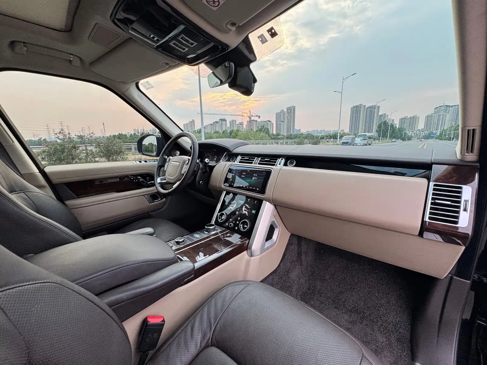 Фото 23 - Land Rover Range Rover