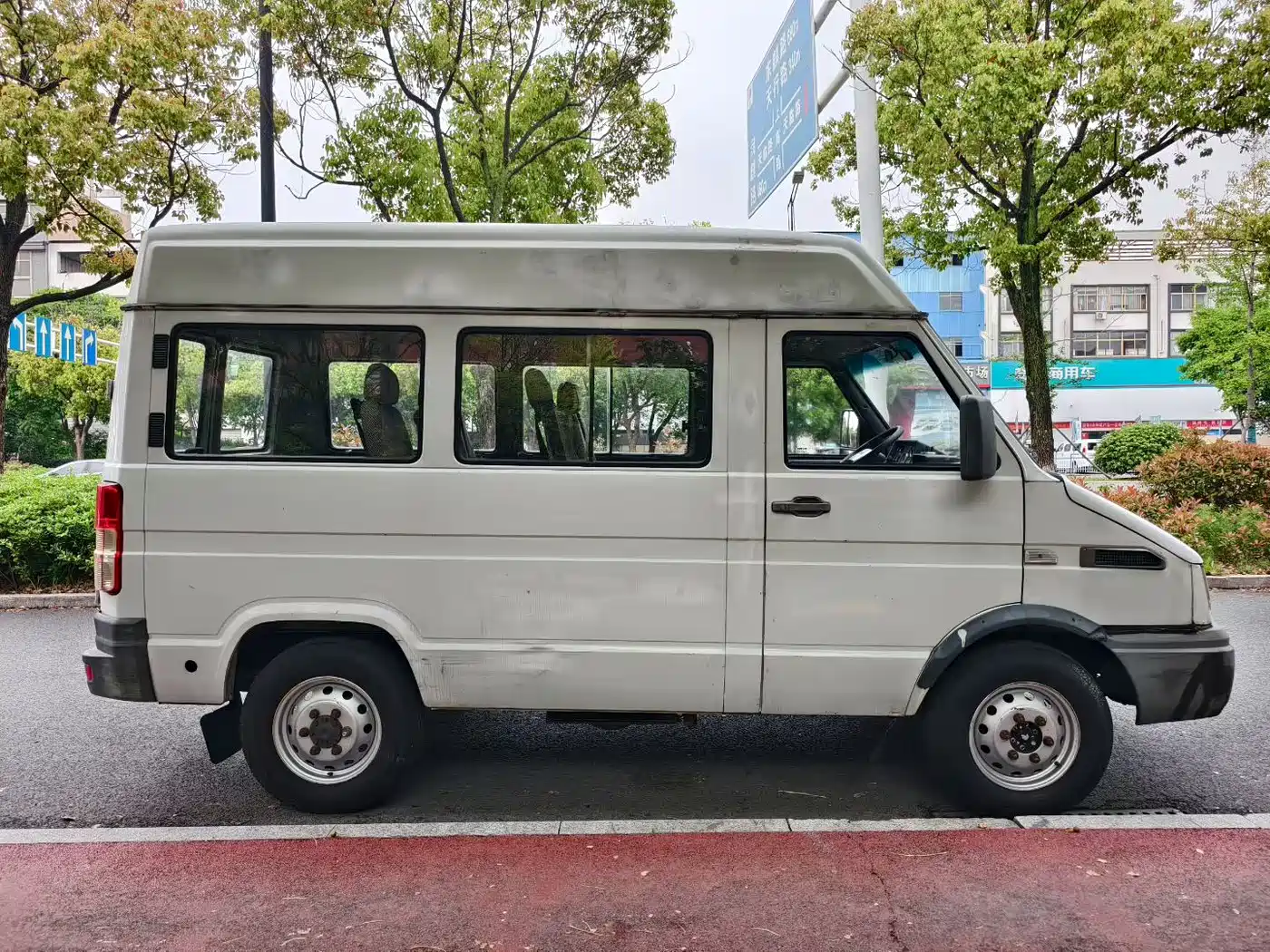Iveco Daily 2015 2014 Model 2.5T-A35 NJ6485AC47Z4