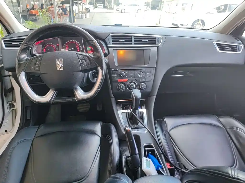 DS 5LS 2015 2015 1.6T Style THP160