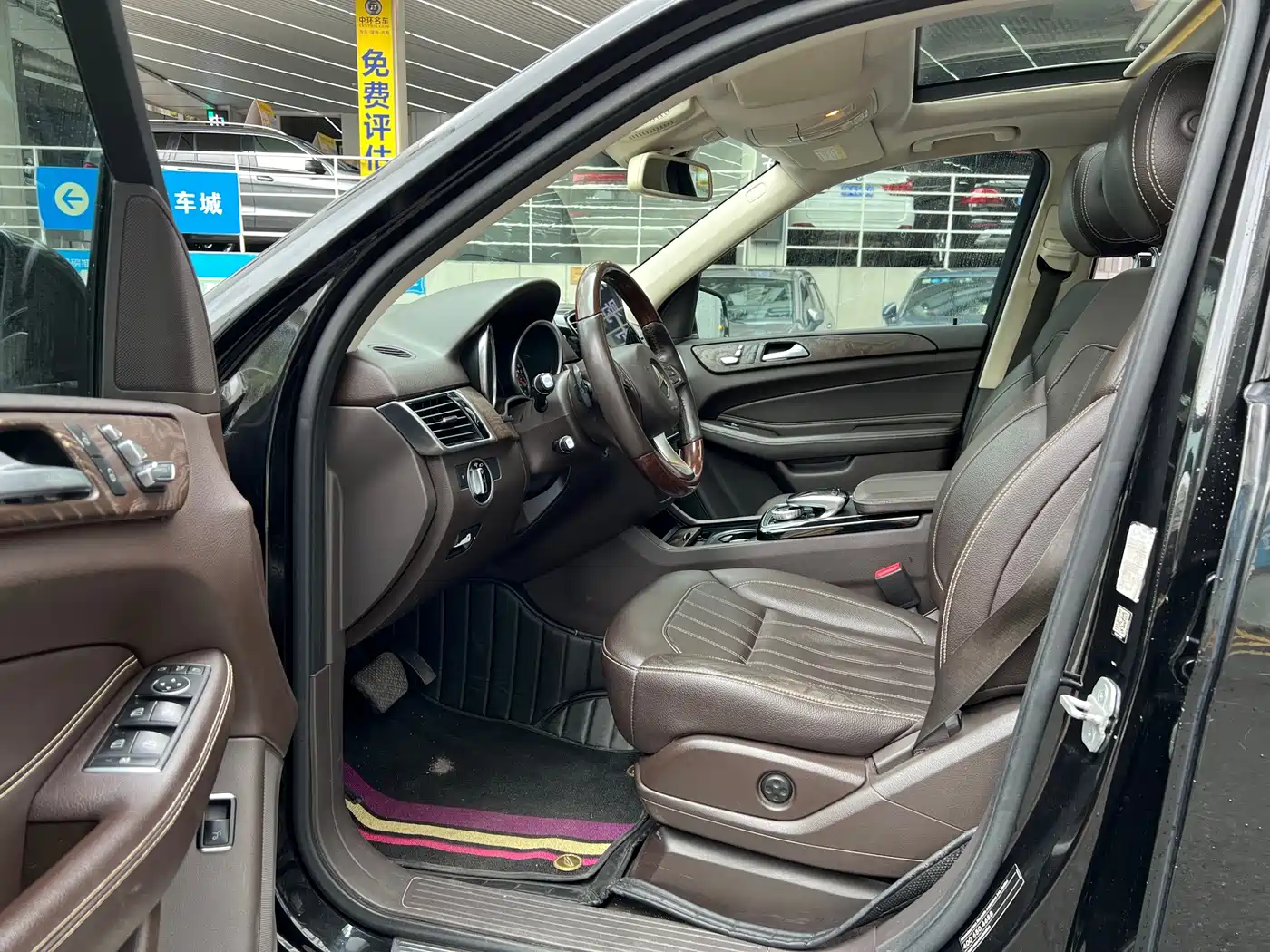 Mercedes-Benz GLE 2016 GLE 400 4MATIC фото 3