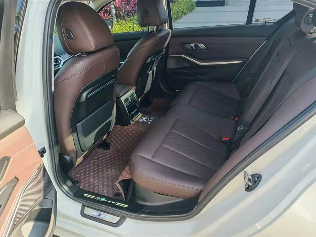 BMW 3 Series 2022 320Li M Sport Package фото 6