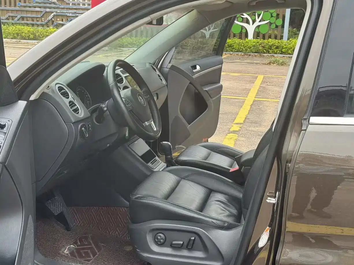 Volkswagen Tiguan 2013 1.8TSI Automatic 2WD Luxury Model фото 5