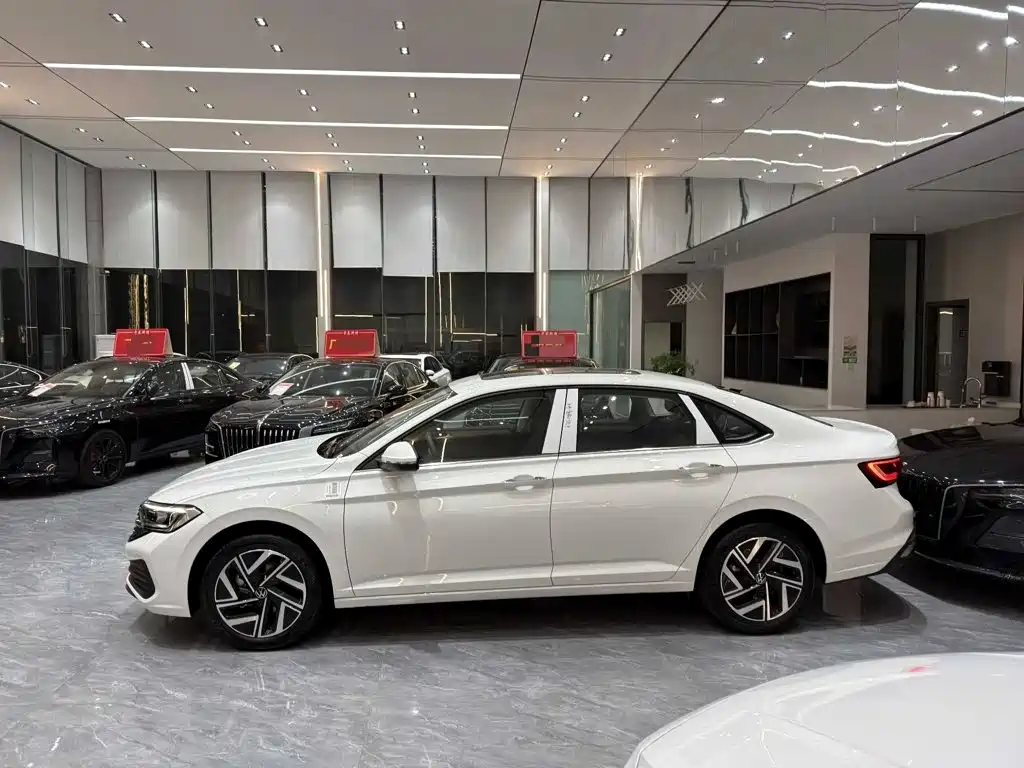 Volkswagen Sagitar 2026 2025 Facelift 300TSI DSG Beyond Edition