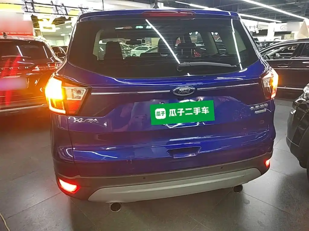Фото 6 - Ford Kuga