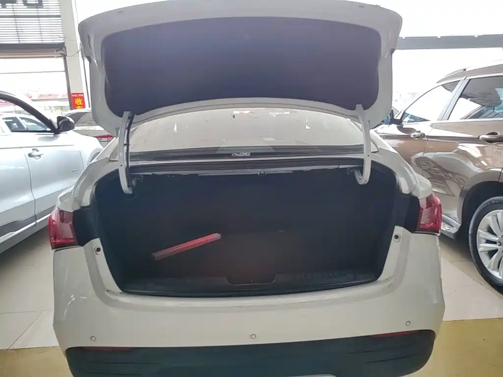 MG GT 2017 2016 1.4TGI TST Dual Clutch Premium Edition