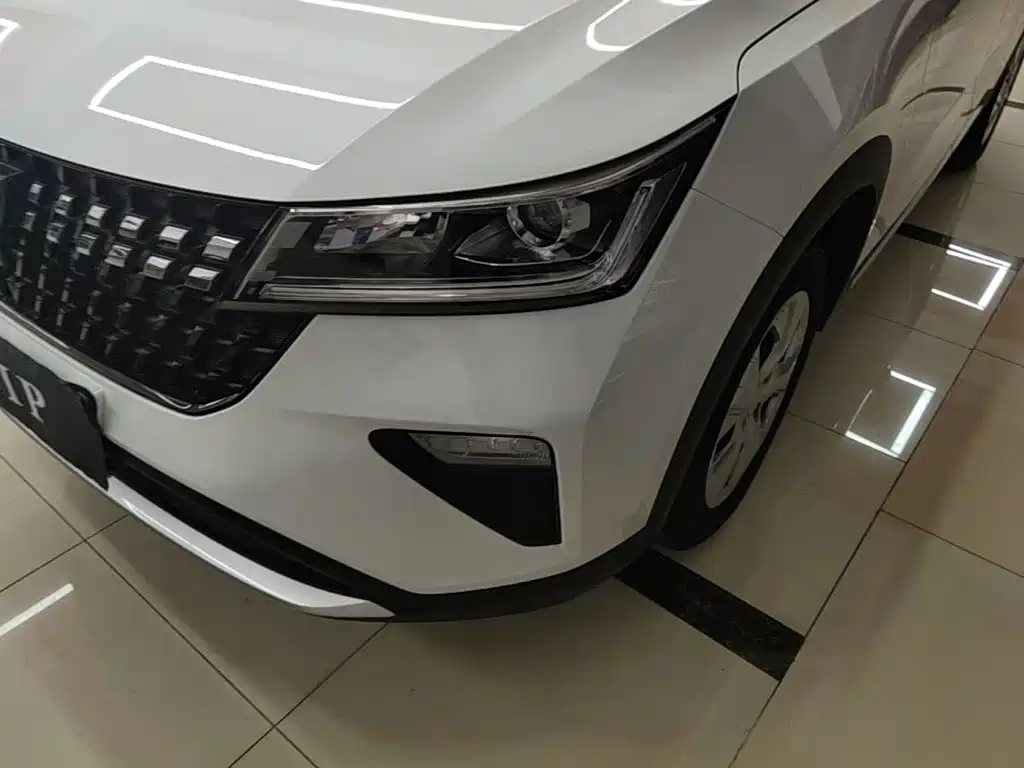 Wuling Motors Wuling Xingchi 2025 2022 1.5L Manual Freedom Edition
