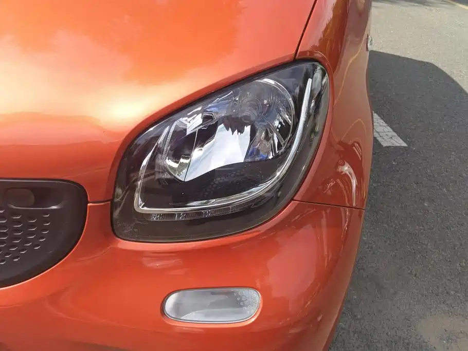 smart forfour 2018 2018 1.0L 52kW Agile Edition