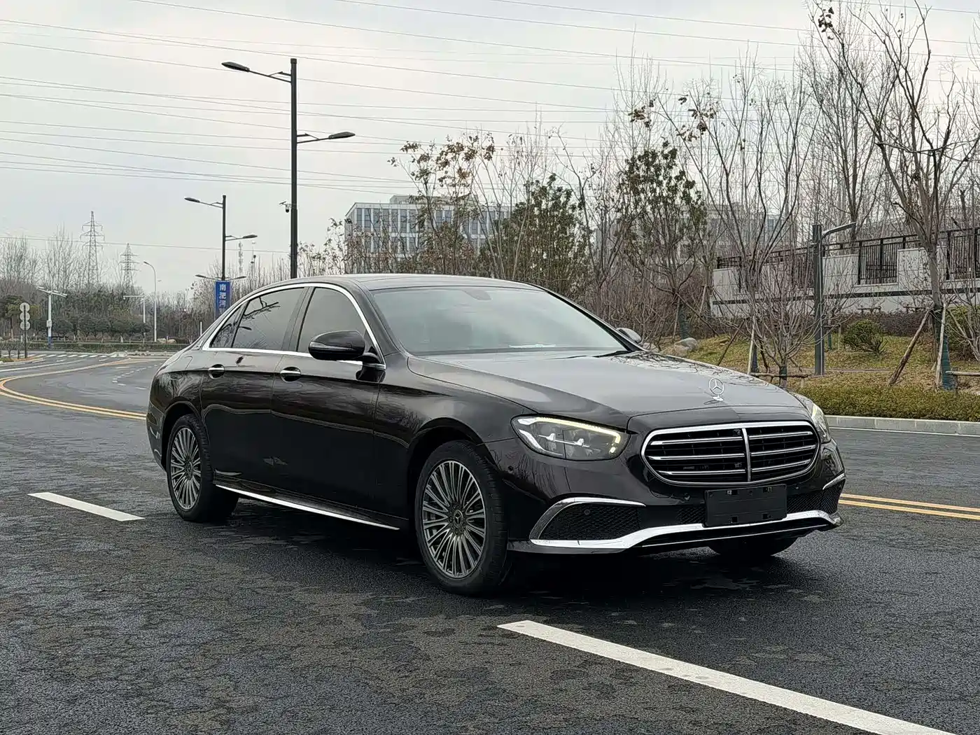  E CLASS