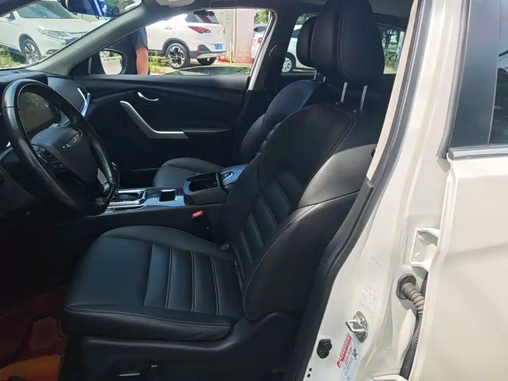 Venucia T90 2019 2018 2.0L CVT Smart Connected Premium Edition China VI
