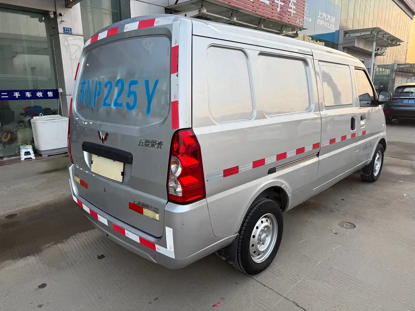 Wuling Motors Wuling Rongguang 2021 2021 1.5L Extended Standard Power Steering Windowless Van 2-Seater L3C