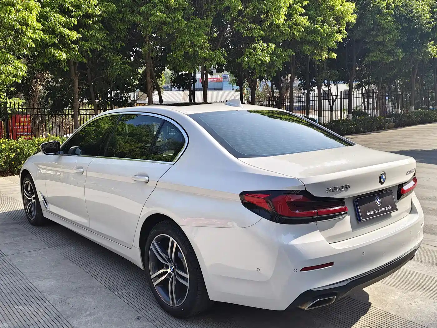 BMW 5 Series 2021 Facelift 530Li Leading M Sport Package фото 6