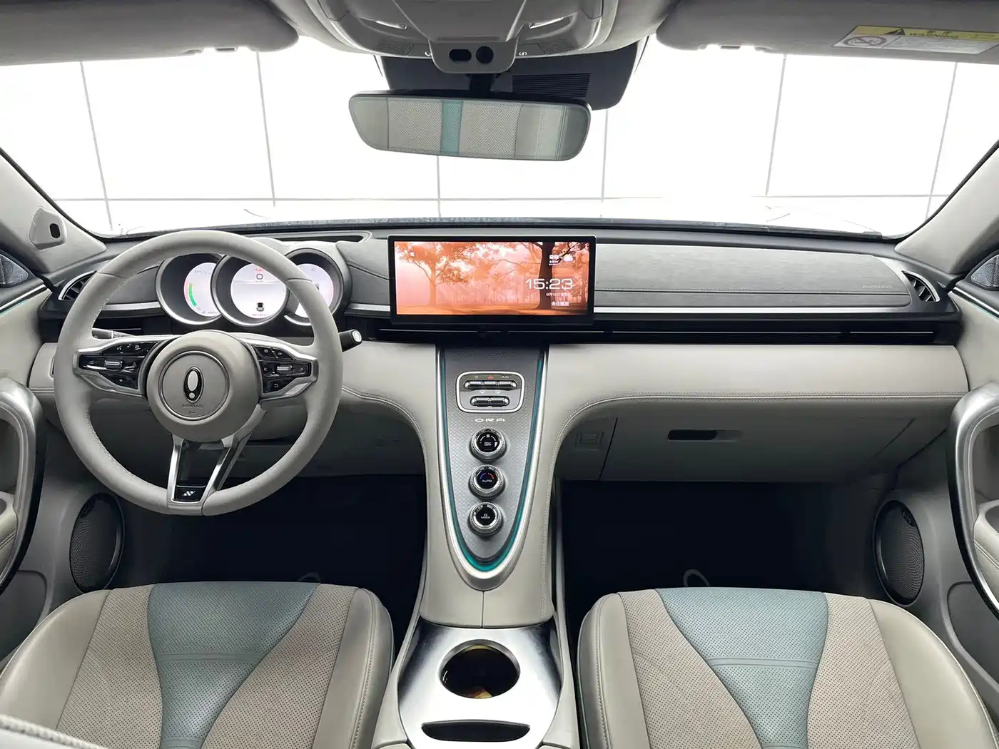 Ora Lightning Cat 2022 2022 555km Premium Edition