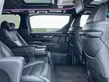 Фото 6 - Toyota Vellfire