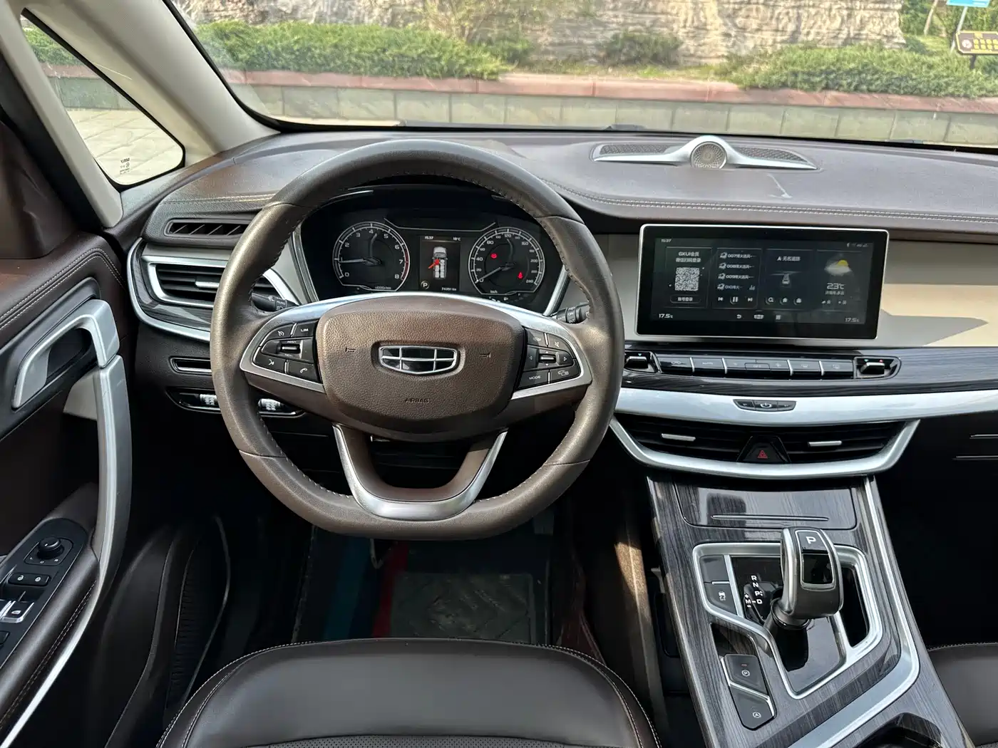 GEELY AUTOMOBILE JIAJIE